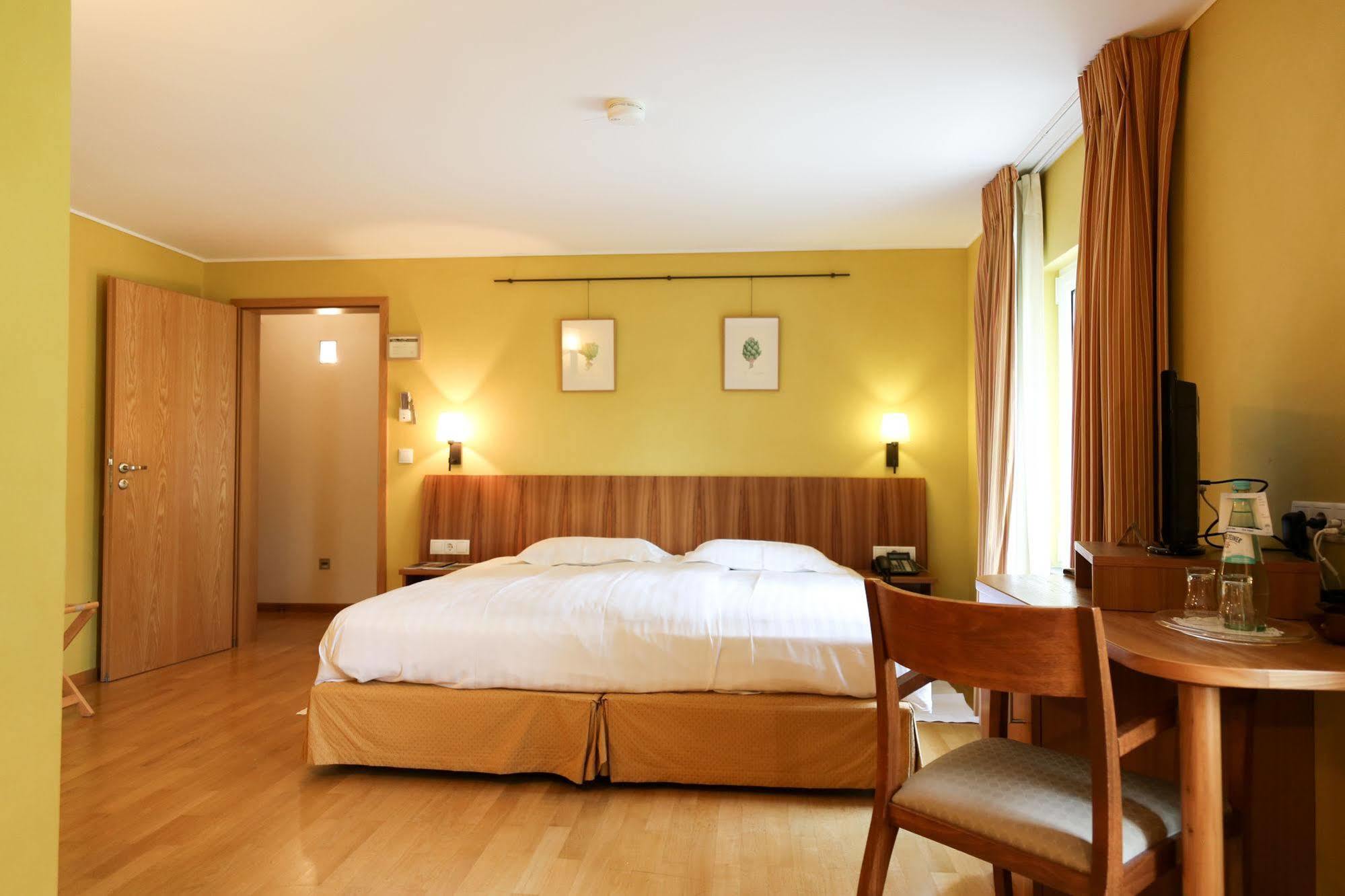 Hotel Manoir Kasselslay à Clervaux Extérieur photo